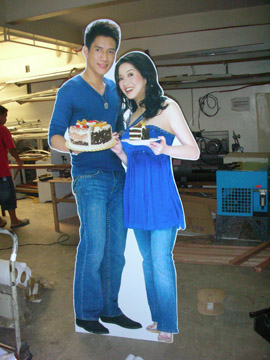 standee
